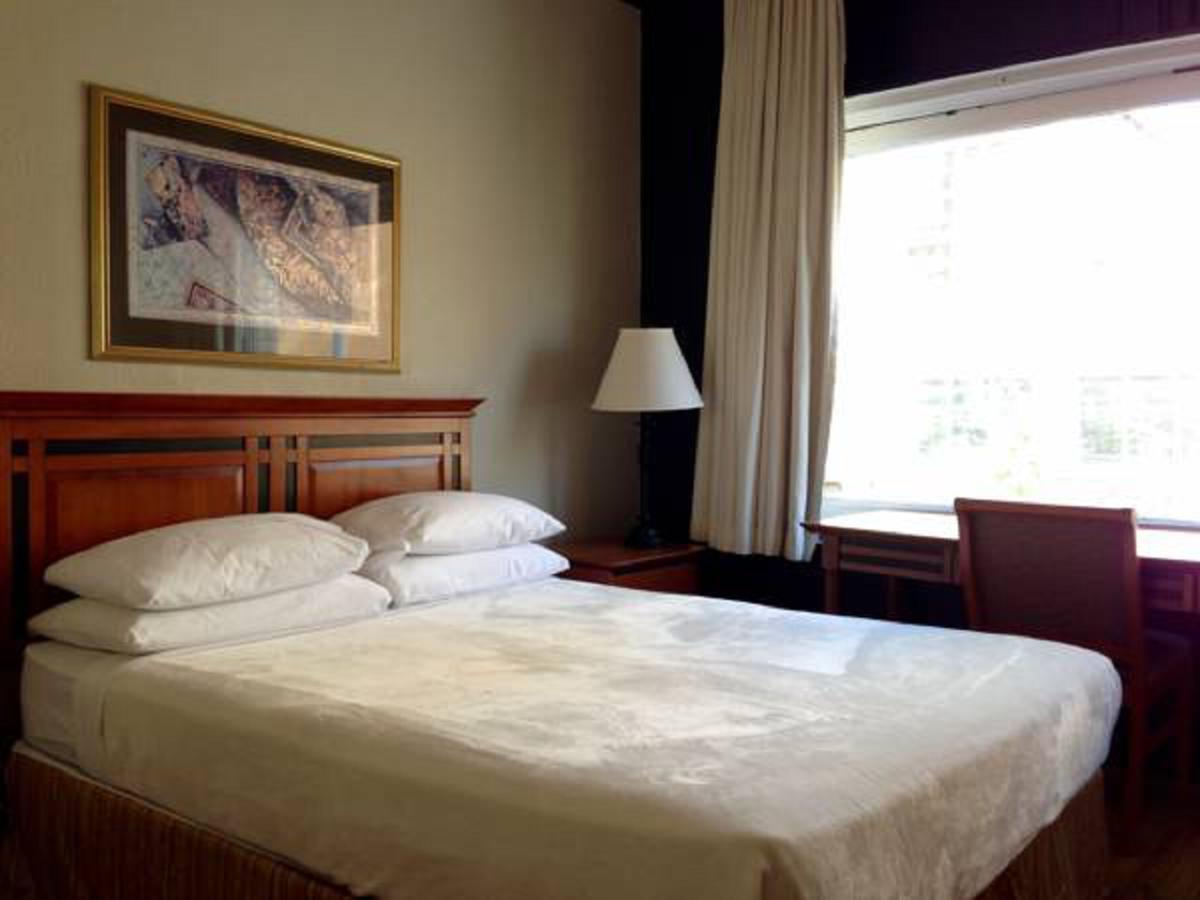 Hotel Ambassador Vancouver Esterno foto